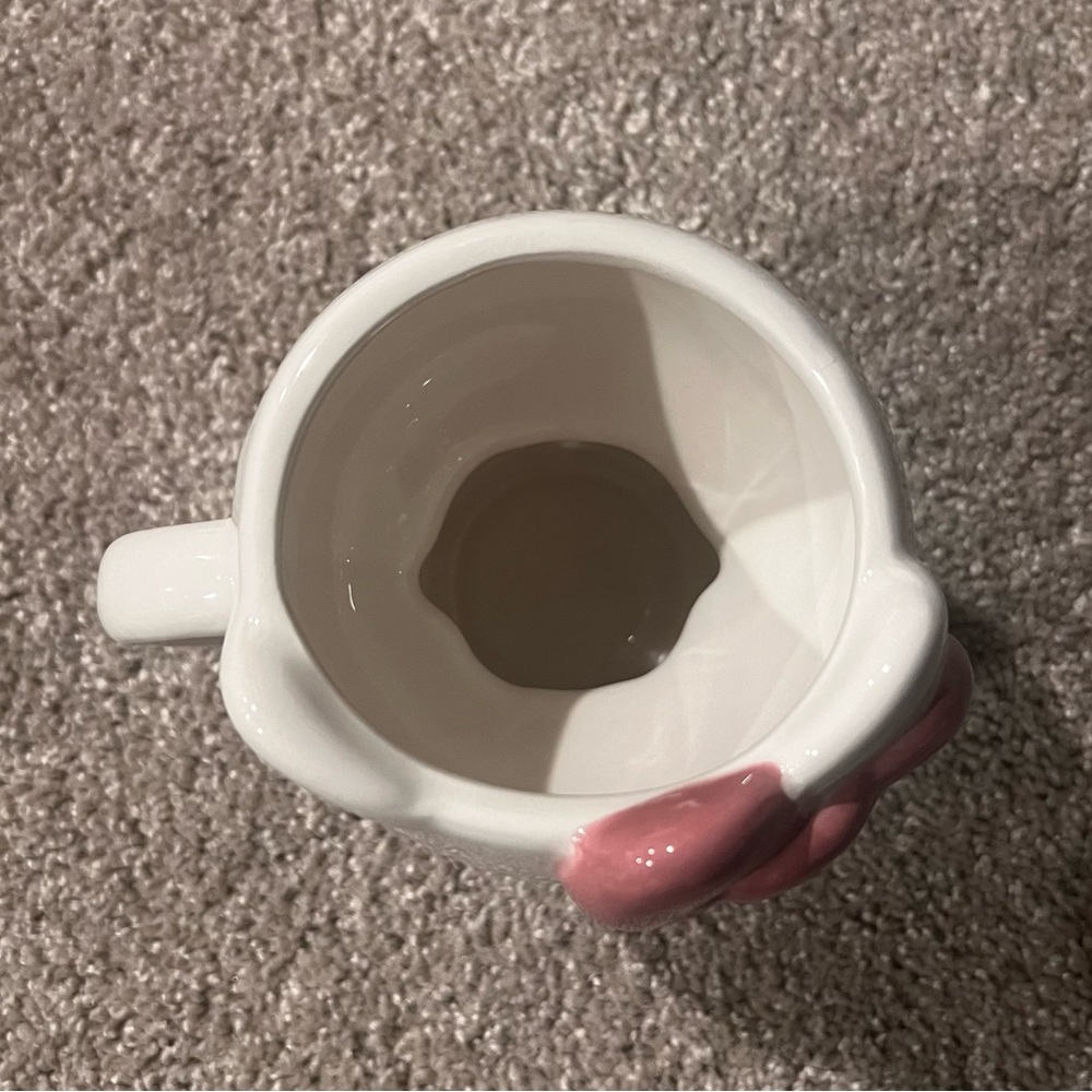 Hello Kitty Mug - Picture 2 of 2